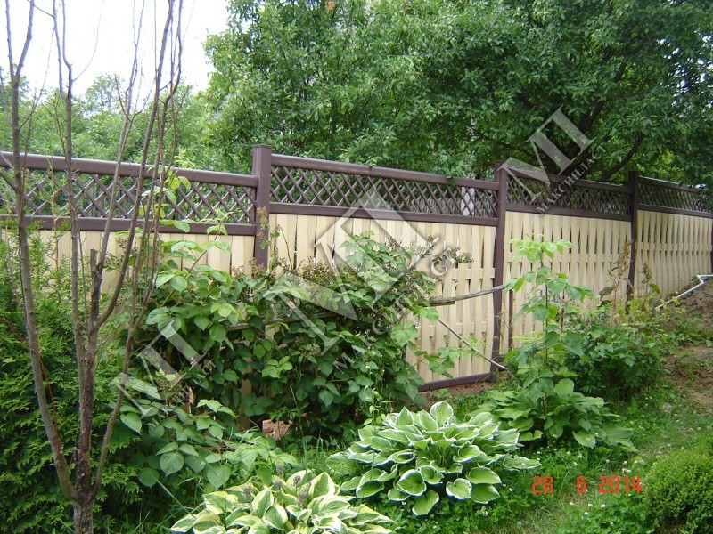 Забор плетенка для загородного дома